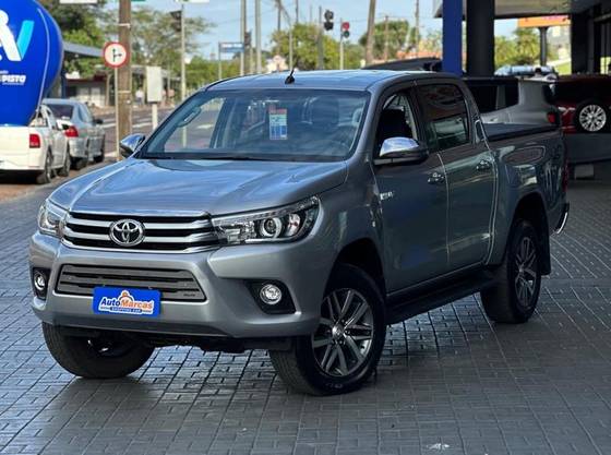 TOYOTA HILUX 2.8 SRX 4X4 CD 16V DIESEL 4P AUTOMÁTICO